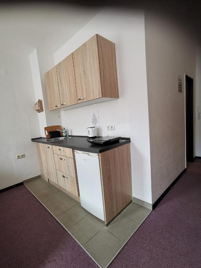 Hotel-Pension Zum Hirsch ハタースハイム エクステリア 写真