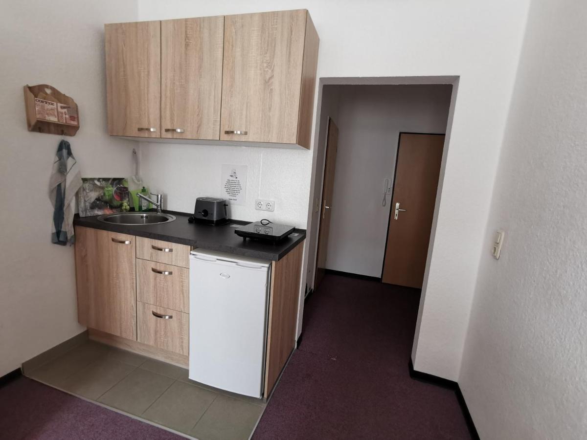 Hotel-Pension Zum Hirsch ハタースハイム エクステリア 写真